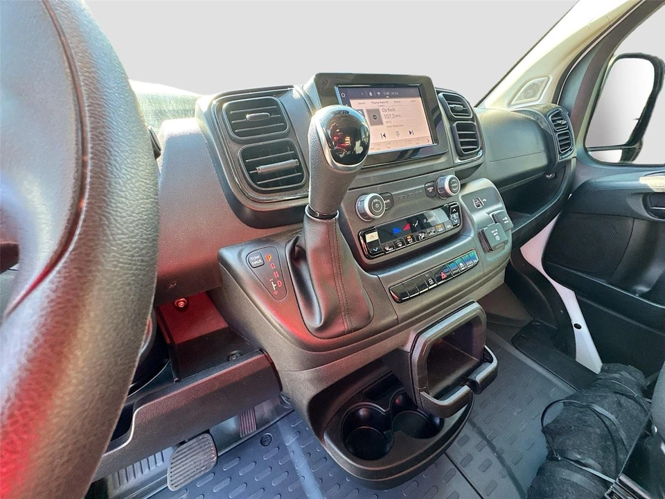 2024 Ram ProMaster - Image 13 of 31