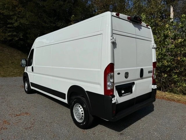 2024 Ram ProMaster - Image 9 of 21