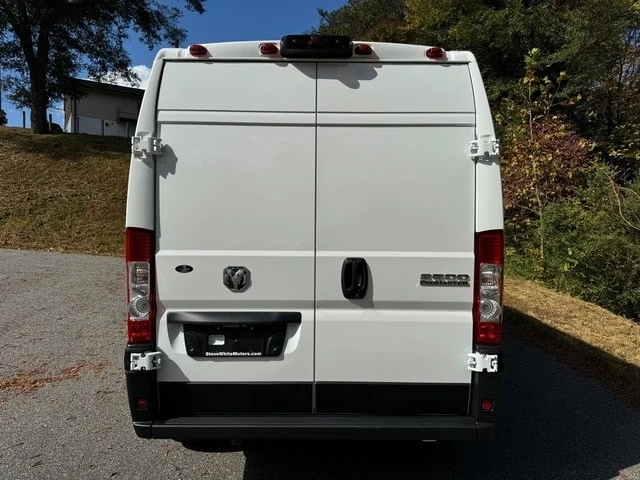 2024 Ram ProMaster - Image 8 of 21