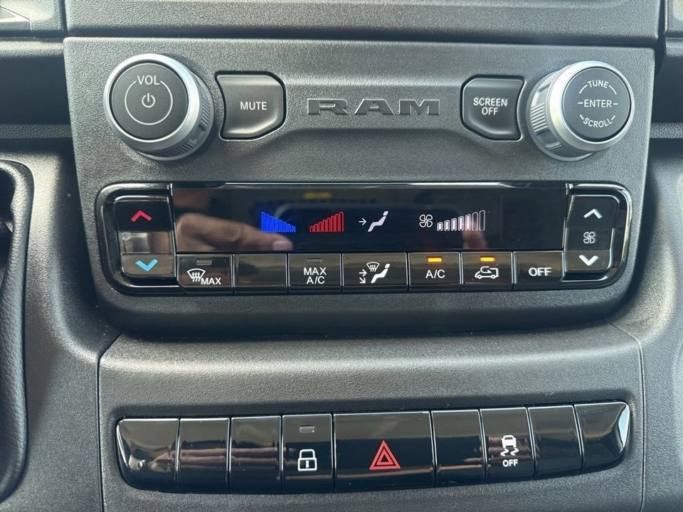 2024 Ram ProMaster - Image 14 of 21