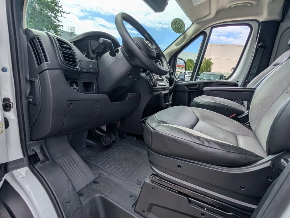 2024 Ram ProMaster - Image 11 of 24