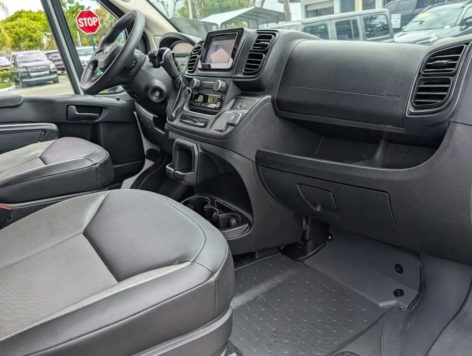 2024 Ram ProMaster - Image 15 of 24
