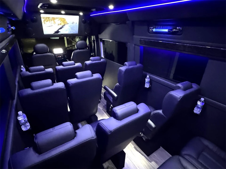 2024 Ram ProMaster - Image 2 of 21