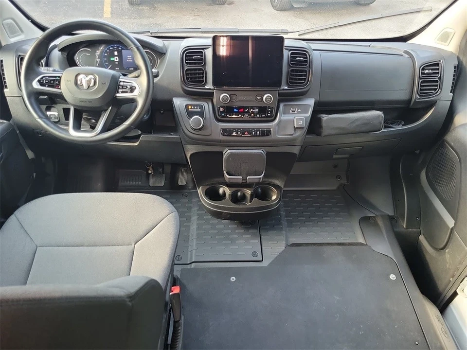 2024 Ram ProMaster - Image 10 of 21