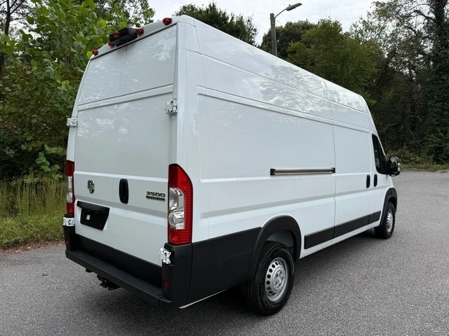 2024 Ram ProMaster - Image 8 of 21