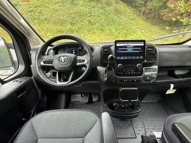 2024 Ram ProMaster - Image 13 of 21