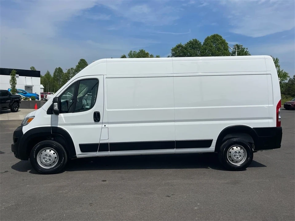 2024 Ram ProMaster - Image 2 of 12