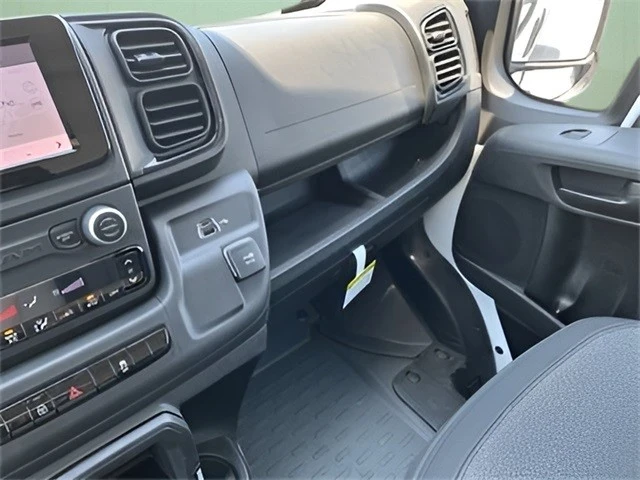 2024 Ram ProMaster - Image 13 of 21
