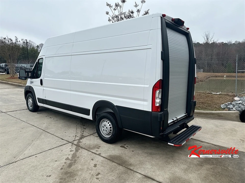 2024 Ram ProMaster - Image 5 of 21