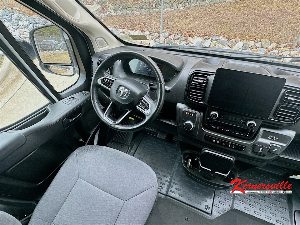 2024 Ram ProMaster - Image 9 of 21