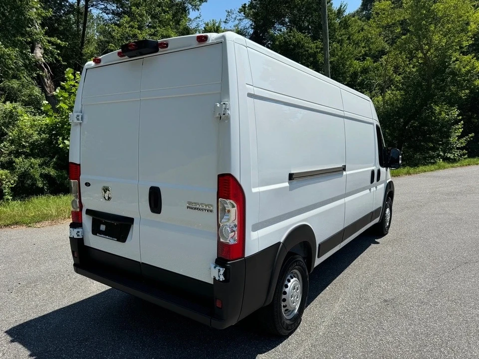 2024 Ram ProMaster - Image 7 of 12