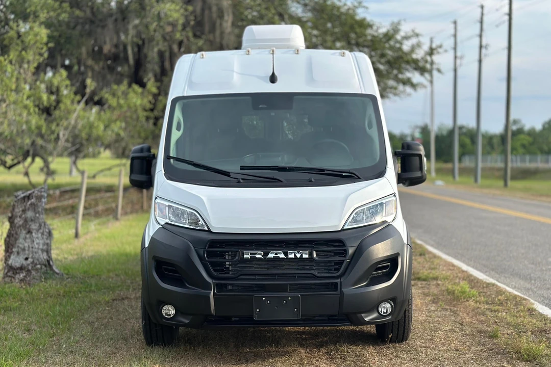 2024 Ram ProMaster - Image 2 of 31