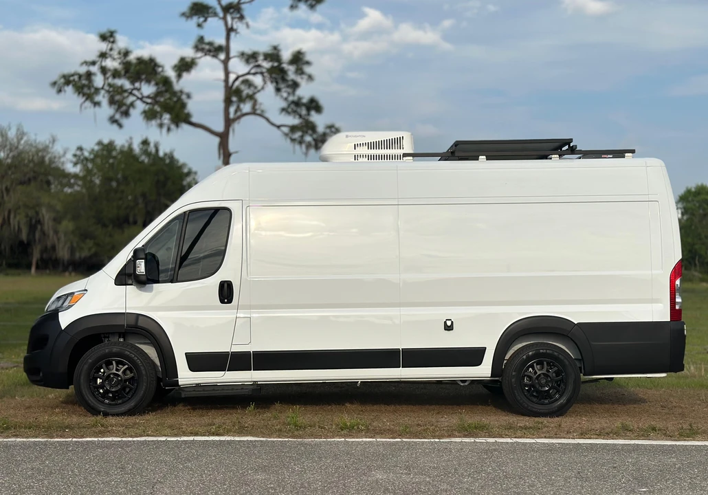 2024 Ram ProMaster - Image 9 of 31