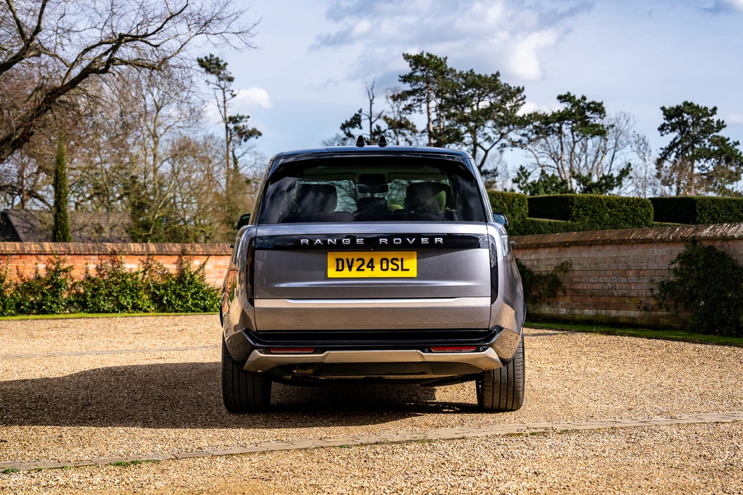 2024 Land Rover Range Rover L460 - Image 6 of 16