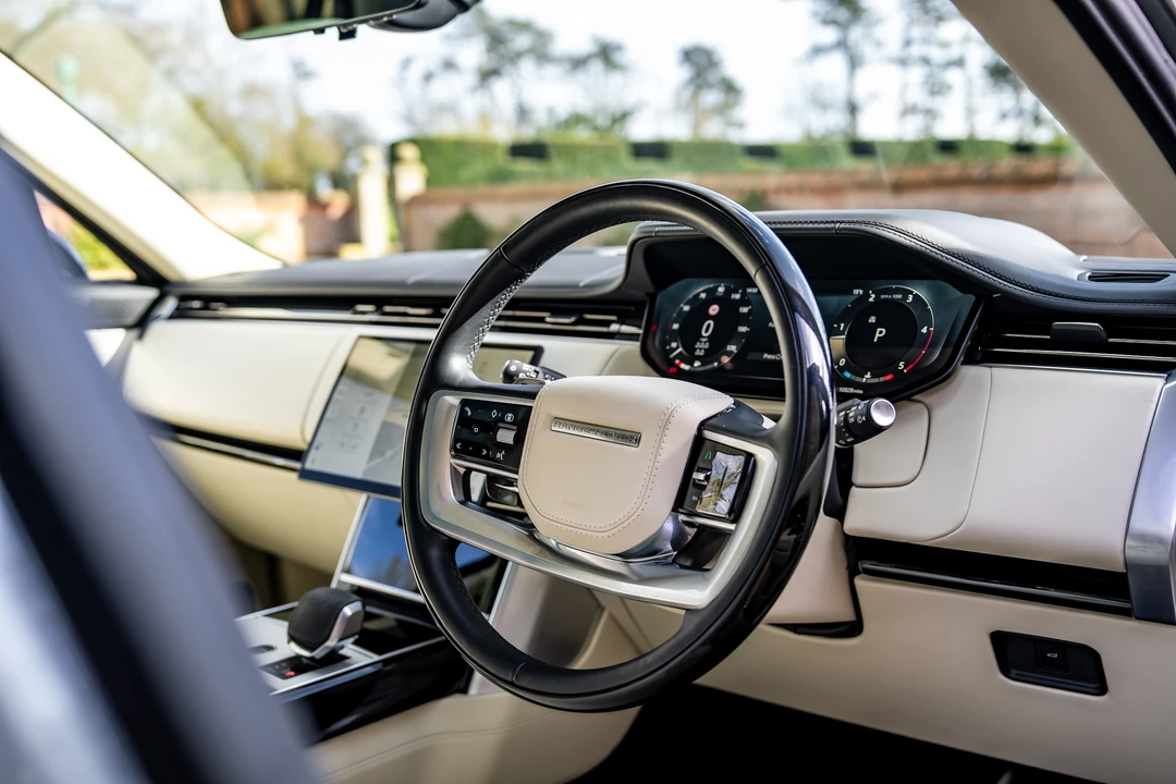 2024 Land Rover Range Rover L460 - Image 4 of 16