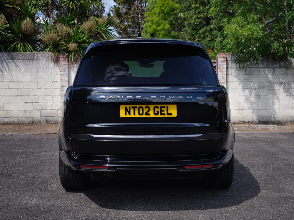 2026 Land Rover Range Rover L460 - Image 6 of 31