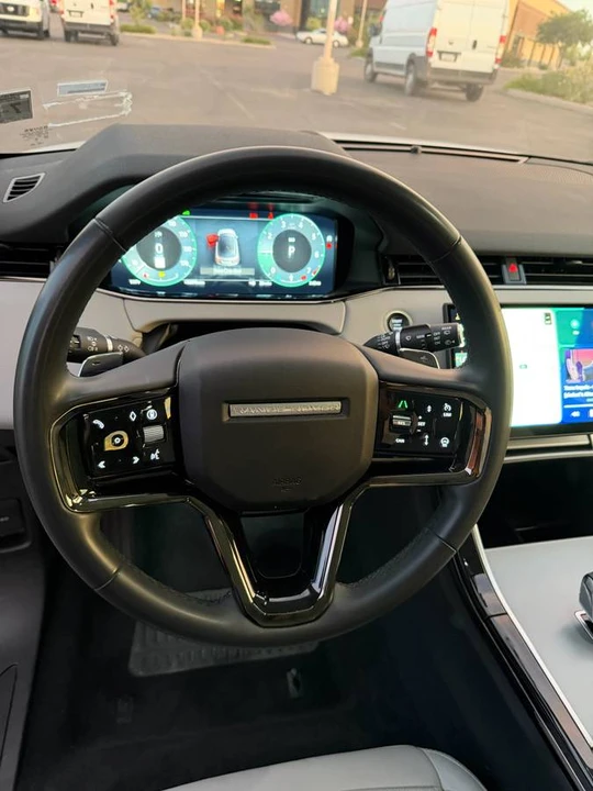 2024 Land Rover Range Rover Evoque 2nd Gen - Image 11 of 14
