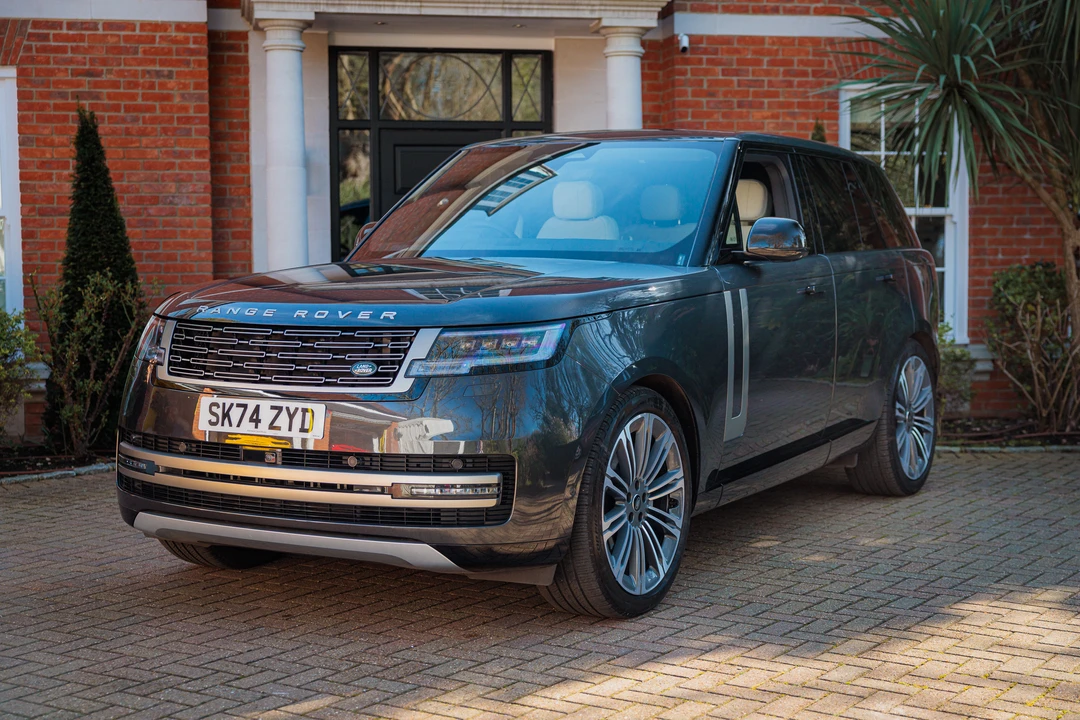 2024 Land Rover Range Rover L460 - Image 9 of 31