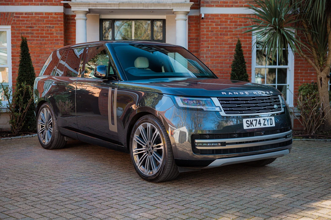 2024 Land Rover Range Rover L460 - Image 4 of 31