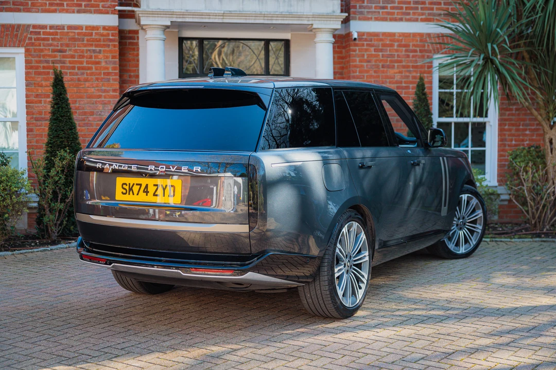 2024 Land Rover Range Rover L460 - Image 5 of 31