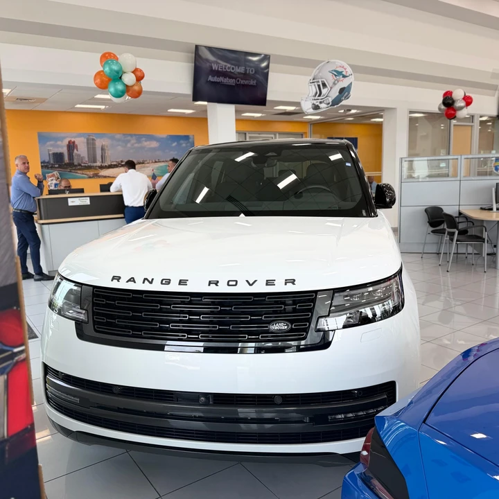 2024 Land Rover Range Rover L460 - Image 7 of 31