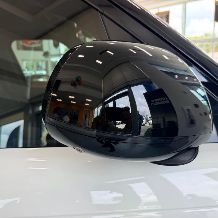 2024 Land Rover Range Rover L460 - Image 24 of 31