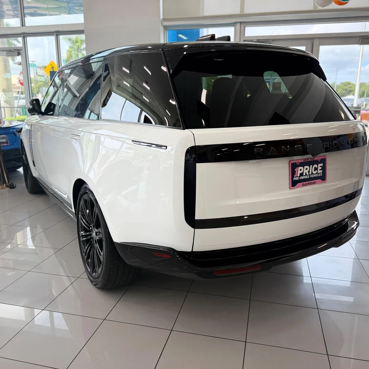 2024 Land Rover Range Rover L460 - Image 10 of 31