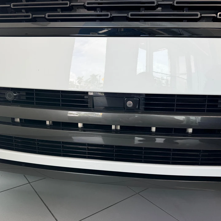 2024 Land Rover Range Rover L460 - Image 16 of 31