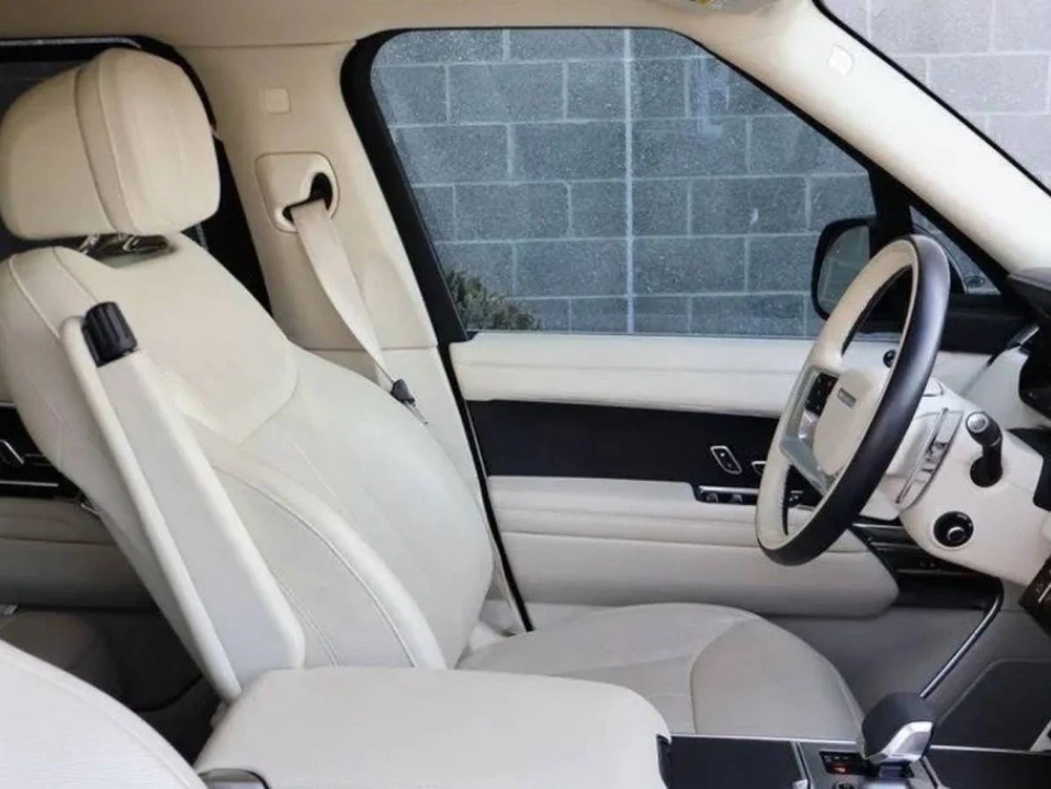 2024 Land Rover Range Rover L460 - Image 3 of 6