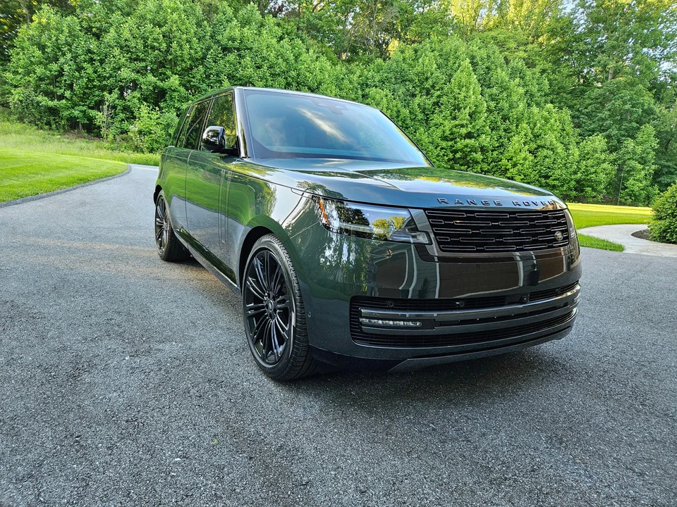 2024 Land Rover Range Rover L460 - Image 24 of 31