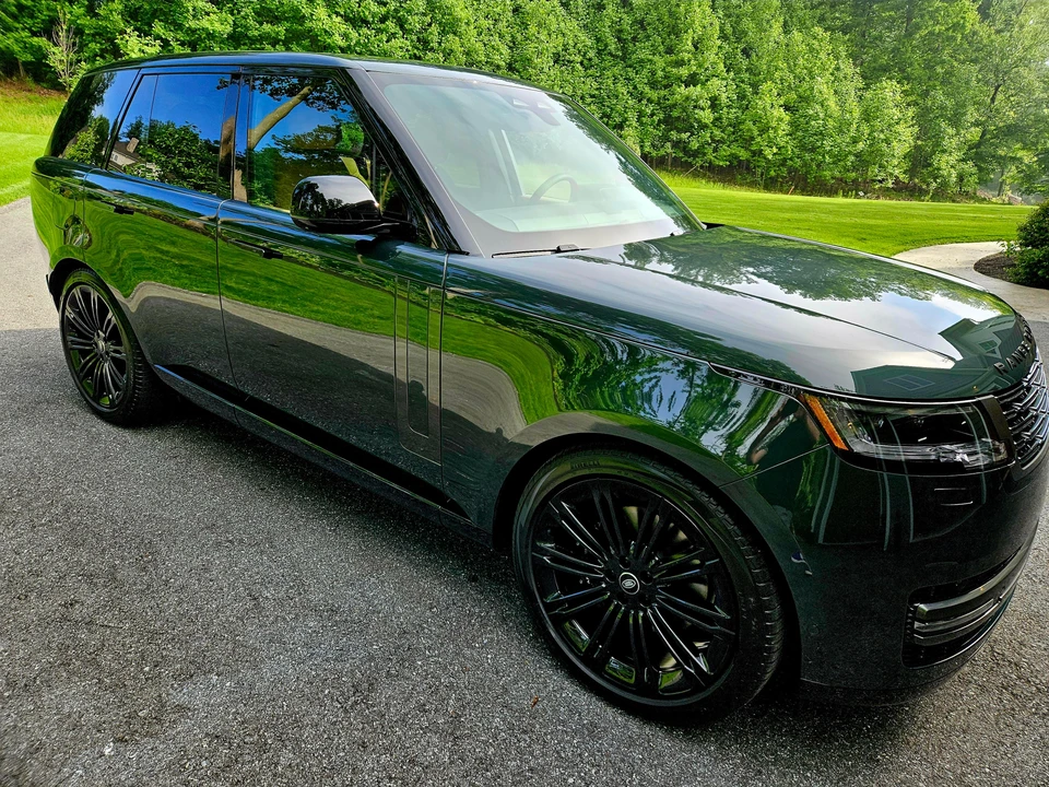 2024 Land Rover Range Rover L460 - Image 15 of 31
