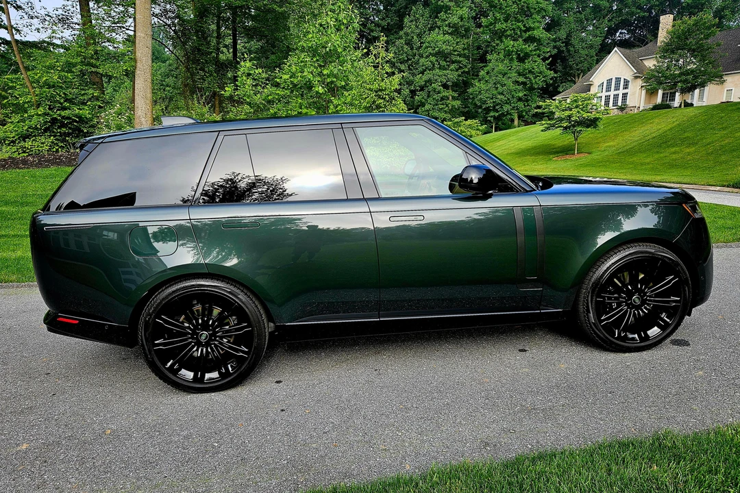 2024 Land Rover Range Rover L460 - Image 3 of 31