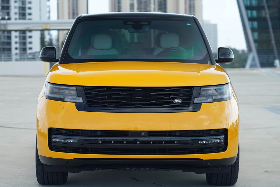 2024 Land Rover Range Rover L460 - Image 2 of 31