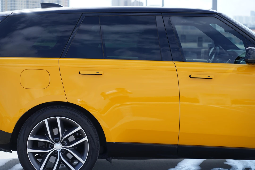 2024 Land Rover Range Rover L460 - Image 18 of 31