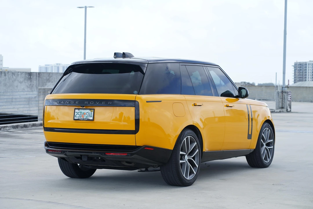 2024 Land Rover Range Rover L460 - Image 7 of 31