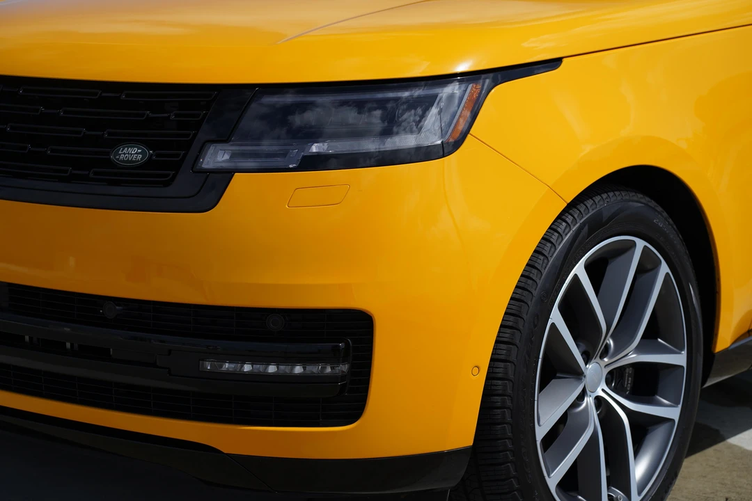 2024 Land Rover Range Rover L460 - Image 28 of 31