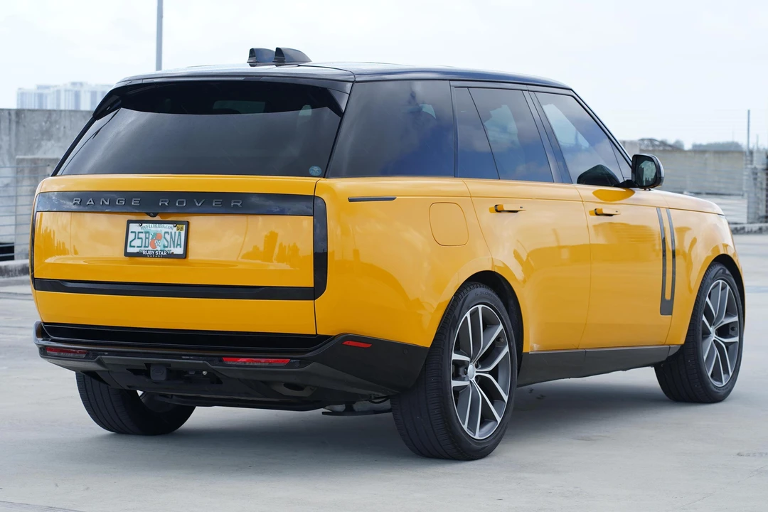 2024 Land Rover Range Rover L460 - Image 4 of 31