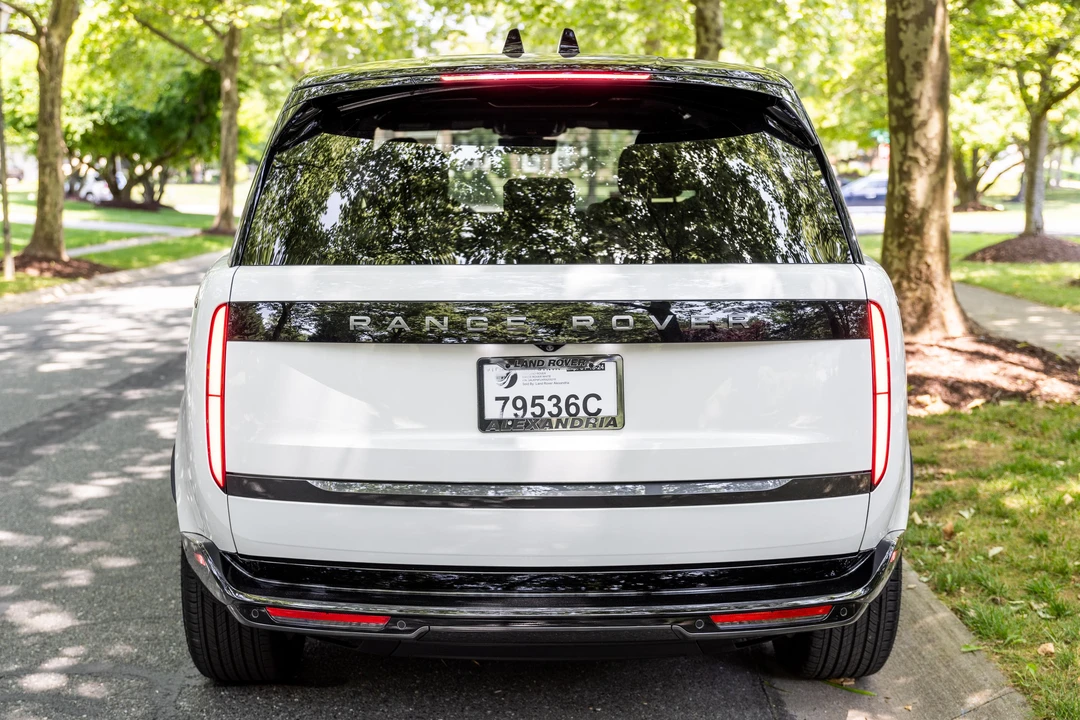 2024 Land Rover Range Rover L460 - Image 9 of 31