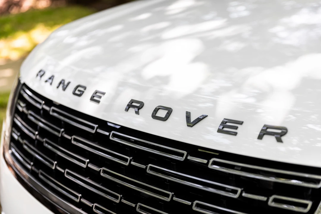 2024 Land Rover Range Rover L460 - Image 15 of 31