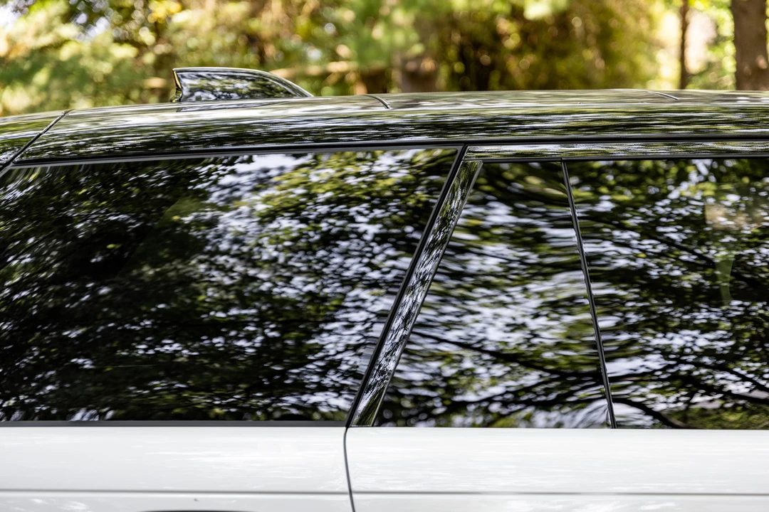 2024 Land Rover Range Rover L460 - Image 29 of 31