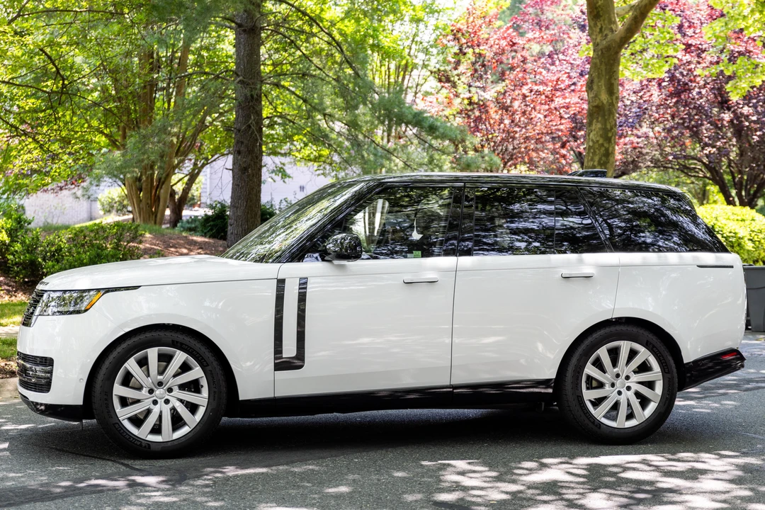 2024 Land Rover Range Rover L460 - Image 7 of 31