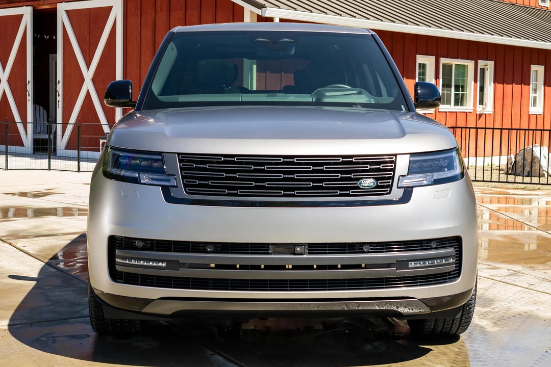 2024 Land Rover Range Rover L460 - Image 2 of 31