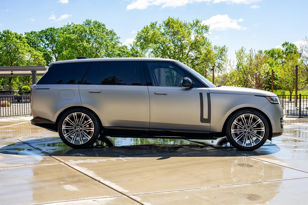 2024 Land Rover Range Rover L460 - Image 7 of 31