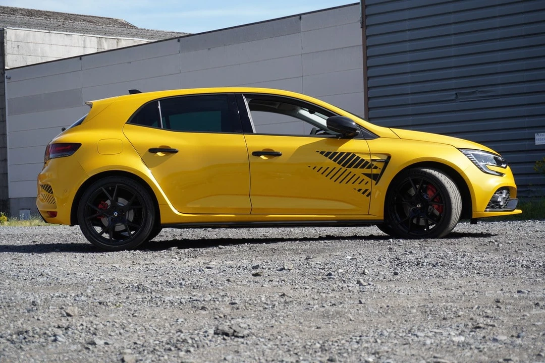 2024 Renault Megane 4th Gen - Image 8 of 31