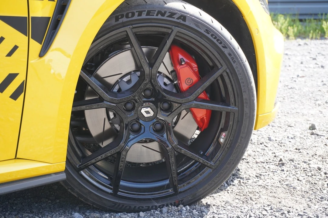 2024 Renault Megane 4th Gen - Image 17 of 31