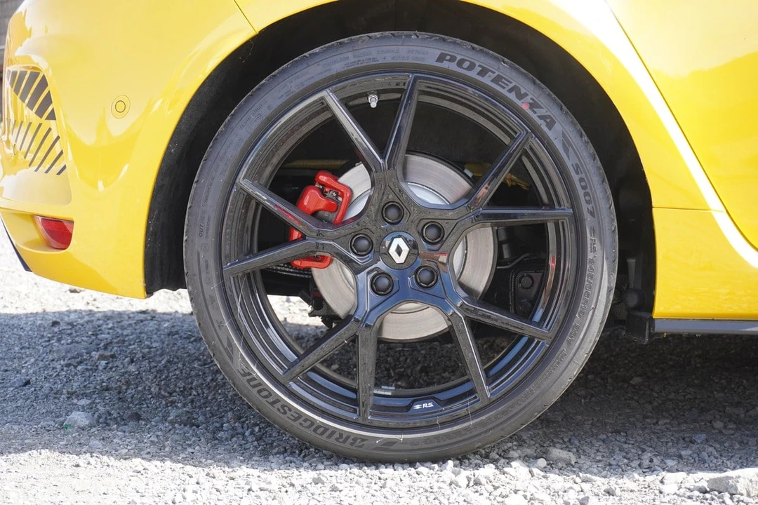 2024 Renault Megane 4th Gen - Image 18 of 31