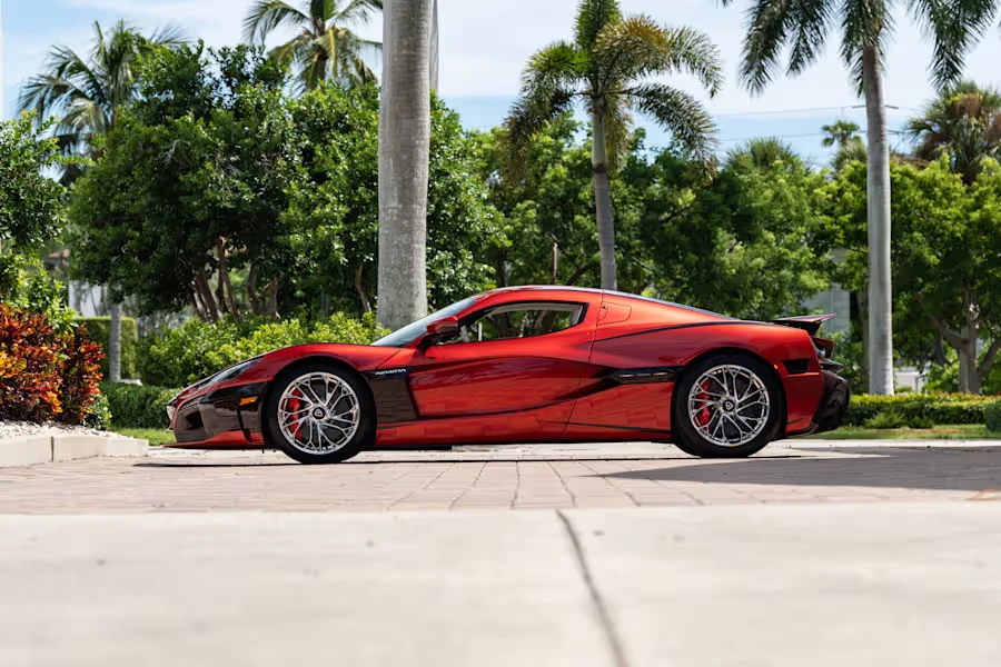 2024 Rimac Nevera - Image 26 of 31