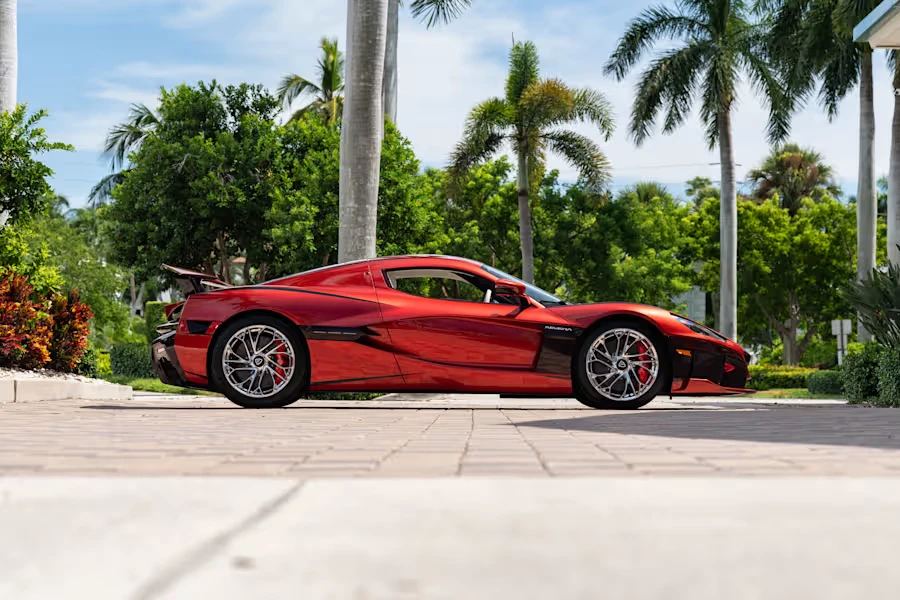 2024 Rimac Nevera - Image 2 of 31