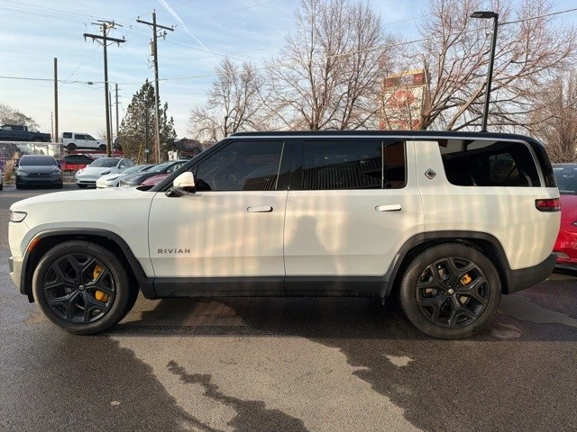 2024 Rivian R1S - Image 5 of 21