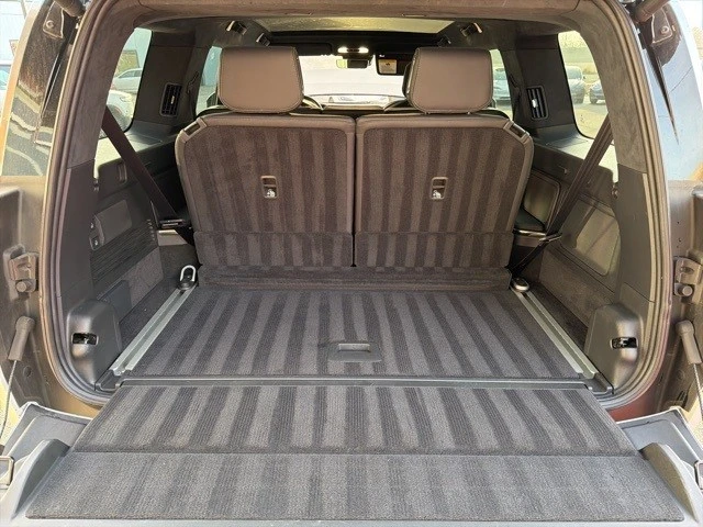 2024 Rivian R1S - Image 17 of 21